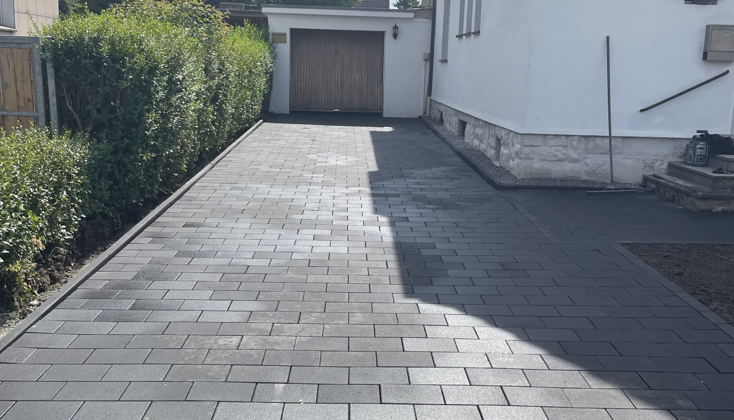 Fertige Außenanlage nach der Ausführung